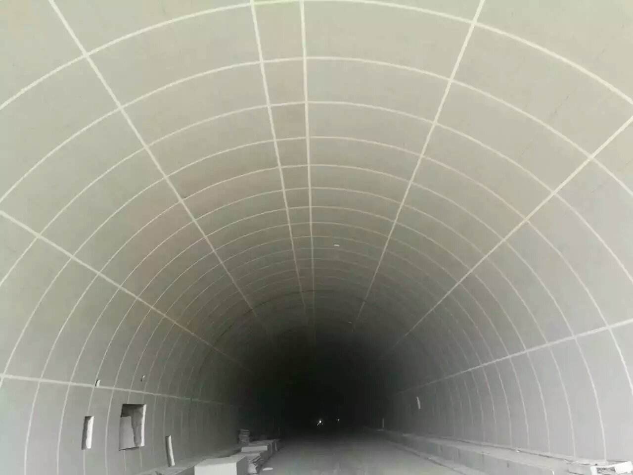 隧道板